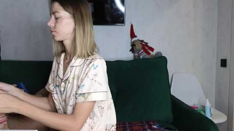 lisi4ka_basik @ bongacams on 20241011
