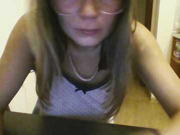 lowenbrau3189 @ bongacams on 20241014