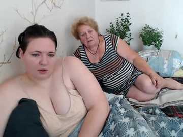 jennyandolly