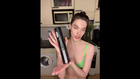 glammodelhoney @ bongacams on 20241019