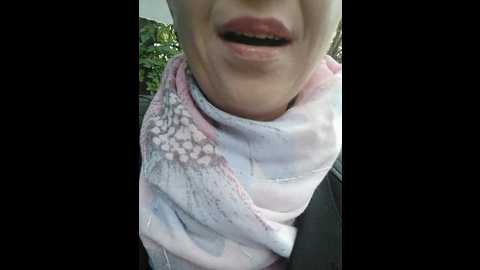 businka_25 @ bongacams on 20241021