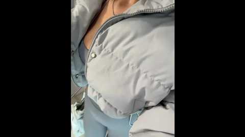 meow_777 @ bongacams on 20241023