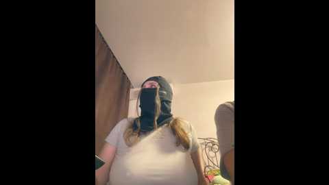 smokirous @ bongacams on 20241024