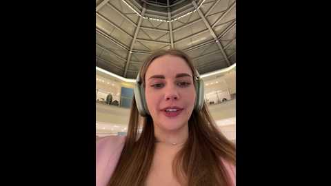 _vikkil0vescheese_ @ bongacams on 20241027