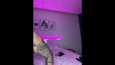 twins666 @ bongacams on 20241028