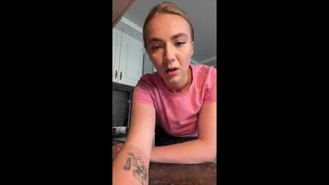 purple_akella @ bongacams on 20241030