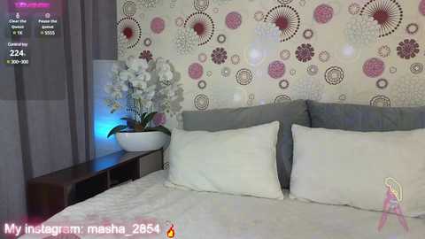 madelynn @ bongacams on 20241031