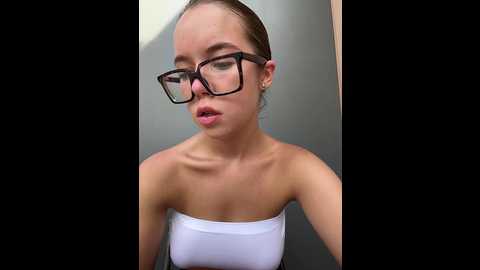 _alessandra @ bongacams on 20241102