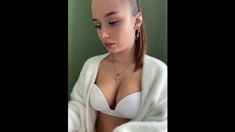 tati16 @ bongacams on 20241104