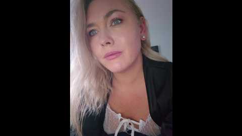 yesenia_1 @ bongacams on 20241105