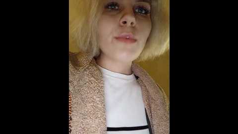 marie_outdoor @ bongacams on 20241106