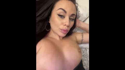 _hennessy_ @ bongacams on 20241108