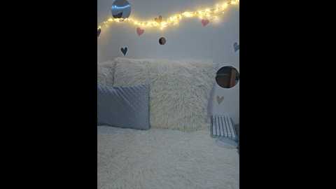 mialiahot @ bongacams on 20241108