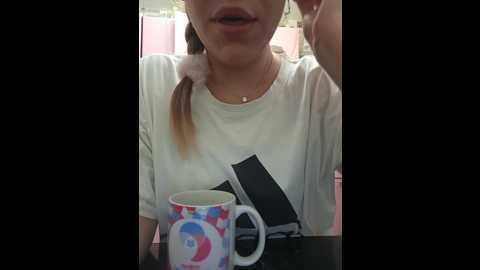 niki233221 @ bongacams on 20241108