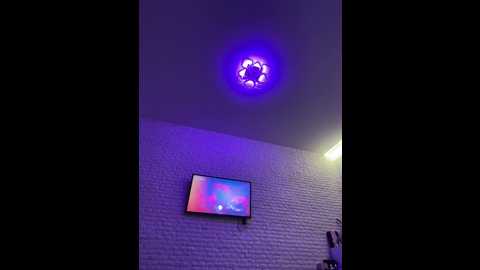 sweetkira25 @ bongacams on 20241108