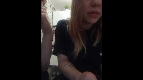 niki233221 @ bongacams on 20241110