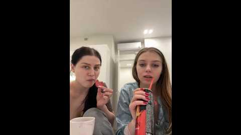 vibromashulkadashulka @ bongacams on 20241112