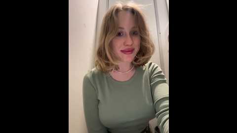 likachkaa @ bongacams on 20241115