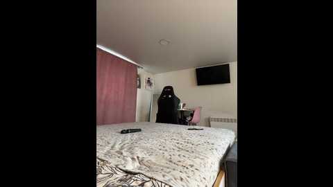 _maybebaby_ @ bongacams on 20241116