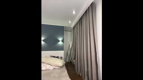 _wowfox_ @ bongacams on 20241116