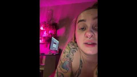 prettylick @ bongacams on 20241116