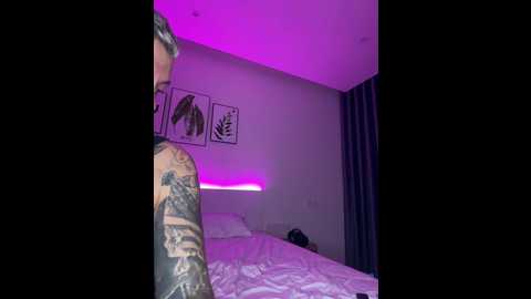 twins666 @ bongacams on 20241116