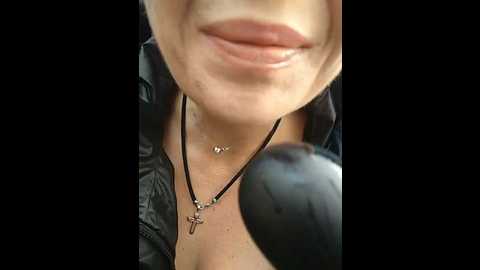 businka_25 @ bongacams on 20241122