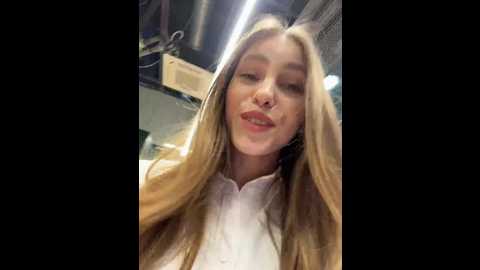 adelaida1001 @ bongacams on 20241128