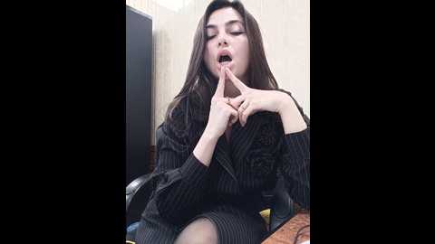 nikkysecrets @ bongacams on 20241202