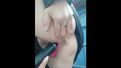 businka_25 @ bongacams on 20241203
