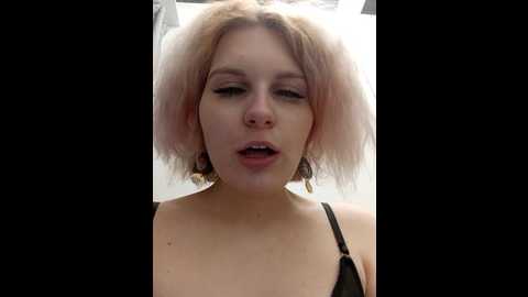 marie_outdoor @ bongacams on 20241203