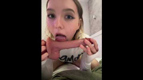 nezukoo @ bongacams on 20250528