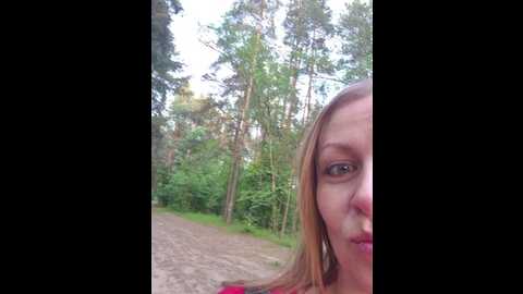 chelsi16 @ bongacams on 20250529