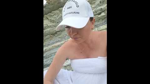 divora @ bongacams on 20250602