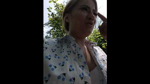 2laski2 @ bongacams on 20250603