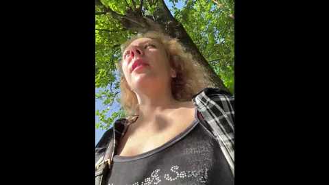 janchi_ @ bongacams on 20250609