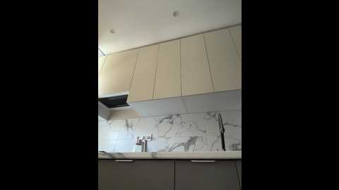 alliina_leee @ bongacams on 20250610