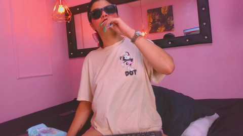 noahymia05 @ bongacams on 20250618