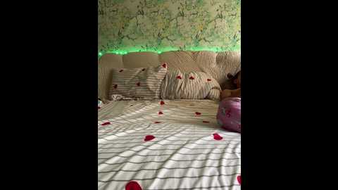 daddysgirl9 @ bongacams on 20250619