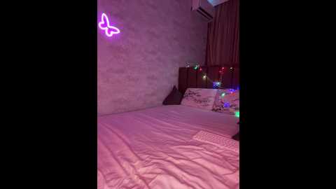 butttfly @ bongacams on 20250622