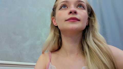 vialeta_baby @ bongacams on 20250623