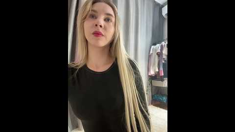 emmacrystall @ bongacams on 20250703