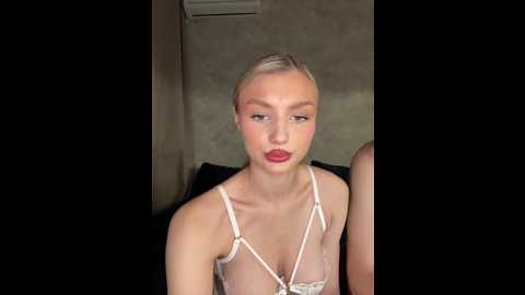 love_vibe @ bongacams on 20250715