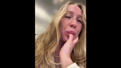 likachkaa @ bongacams on 20250722