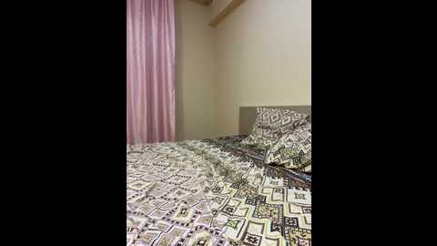 pararam @ bongacams on 20250725