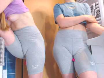 llovers4u2 @ bongacams on 20250728