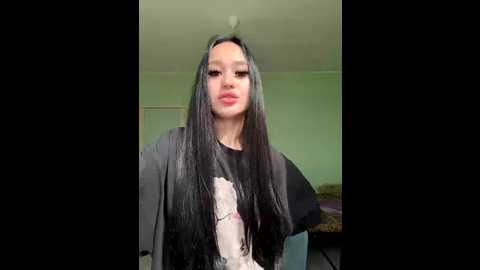 serotoninnn1 @ bongacams on 20250817