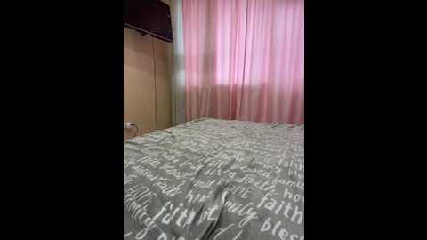 pararam @ bongacams on 20250820