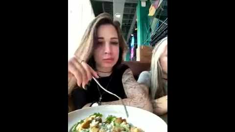 serotoninnn1 @ bongacams on 20250821