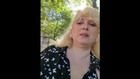 janna37 @ bongacams on 20250822